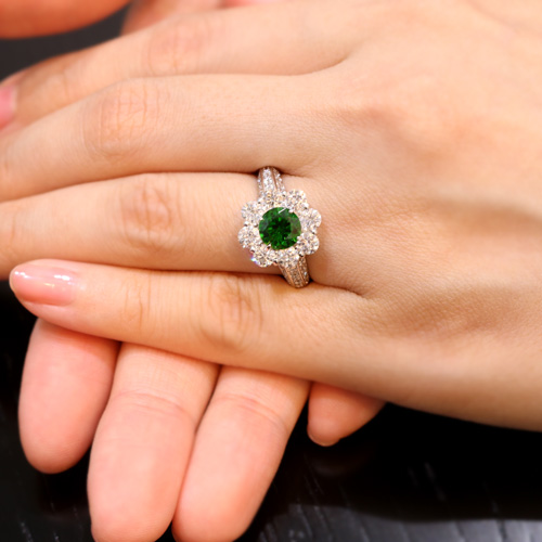 プラチナ 天然デマントイドガーネットリング 0.248ct グリーン プラチナ 天然デマントイドガーネットリング 0.248ct グリーン レディース