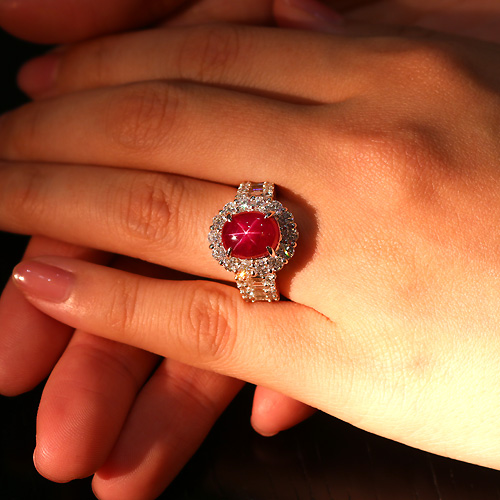 ビルマ産スタールビー 5ct ダイヤモンド プラチナ リング（指輪