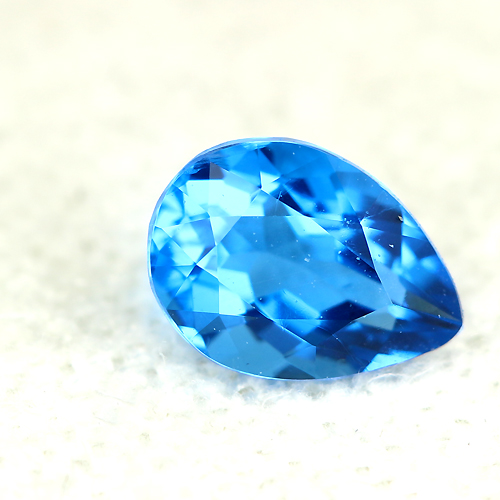 ドイツ・アイフェル産UVアウイナイト0.31ct【品質保証書/宝石鑑別書付