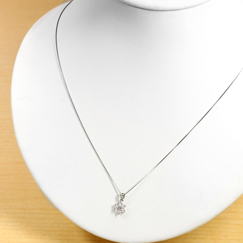 ピンクダイヤモンド ダイヤモンド 0.02ct フラワーモチーフ プラチナ