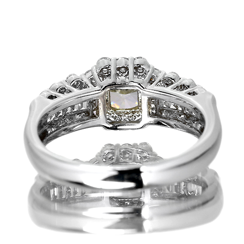 イエローダイヤモンド0.7ct/IF ダイヤモンド0.6ct プラチナ