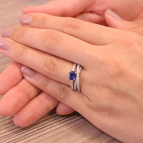 コーンフラワーサファイア1ct ダイヤモンド0.6ct プラチナ リング