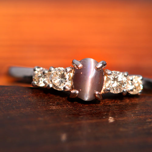 第66回抽選販売＞アレキサンドライトキャッツアイ0.4ct ダイヤモンド 