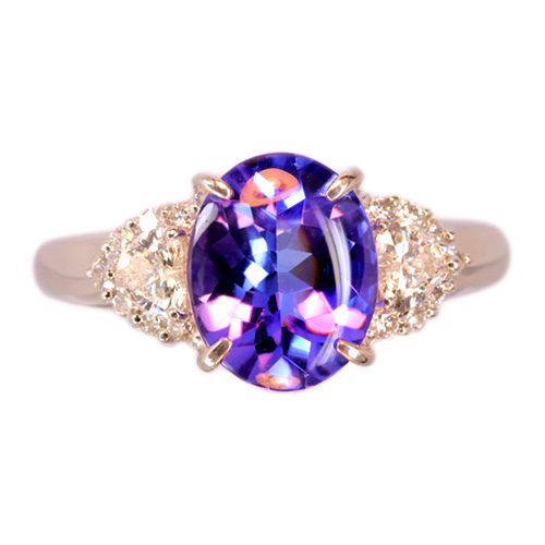 タンザナイトとダイヤのプラチナリング　指輪 タンザナイト2.4ct ダイヤモンド プラチナ リング(指輪)【品質
