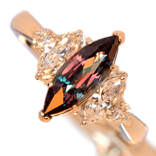 ブラジル産アレキサンドライト 2.0ct ダイヤモンド0.6ct プラチナ