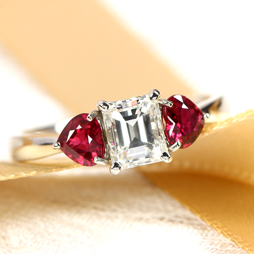 ダイヤモンド 0.7ct VS-1 ルビー0.6ct プラチナ リング（指輪）【品質