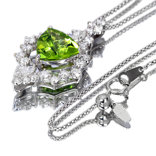 専用JQ125★高級 ダイヤモンド0.4ct プラチナ ペンダントヘッド 鑑付 JQ125☆高級 ダイヤモンド0.4ct プラチナ ペンダントヘッド 鑑付