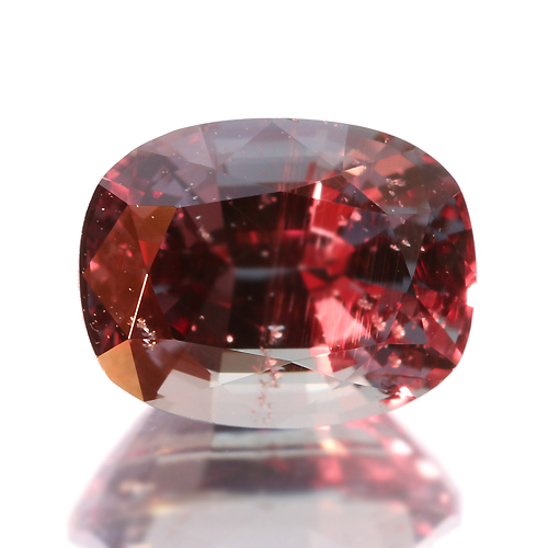タンザニア産カラーチェンジガーネット1.26ct【品質保証書/宝石鑑別