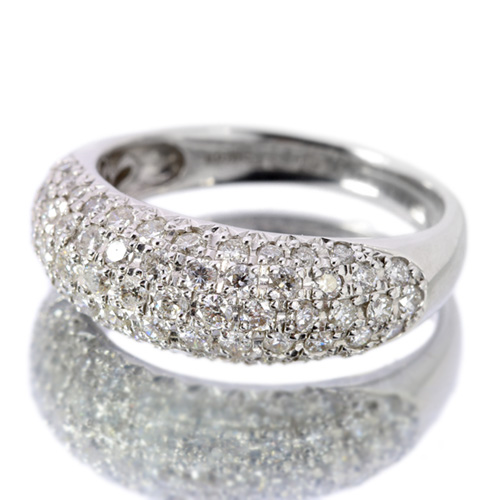 ダイヤモンド1ct パヴェ ホワイトゴールド リング（指輪）【品質