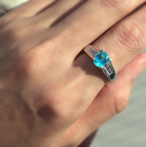 パライバトルマリン0.85ct ダイヤモンド0.22ct プラチナ リング（指輪
