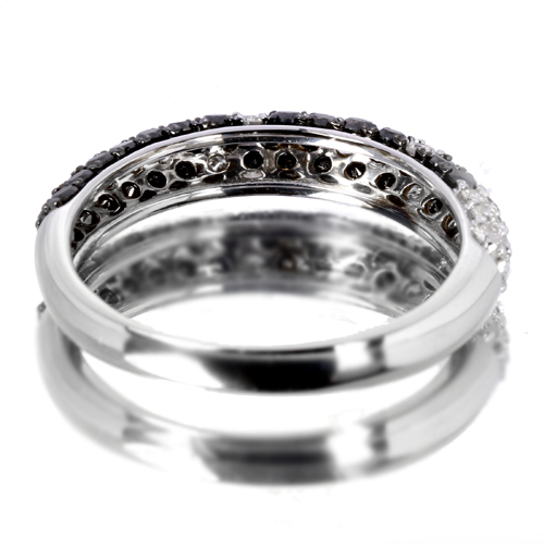 ブラックダイヤモンド・ダイヤモンド0.85ct ホワイトゴールド