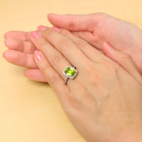 スフェーン3.3ct ダイヤモンド プラチナ リング（指輪）【品質保証書