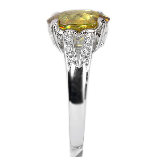 スフェーン 2.4ct ダイヤモンド 0.3ct プラチナ リング(指輪