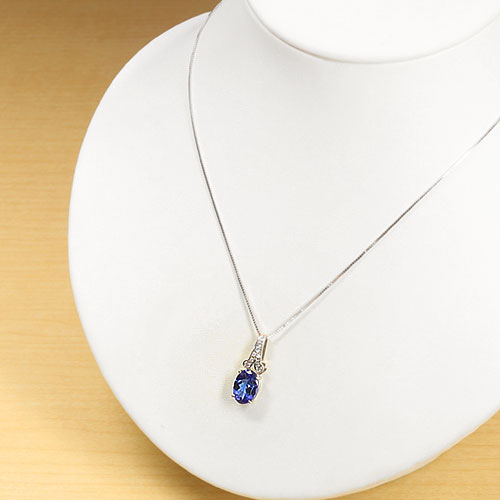 タンザナイト2.75ct ダイヤモンド ホワイトゴールド ネックレス タンザナイト2.75ct ダイヤモンド ホワイトゴールド ネックレス