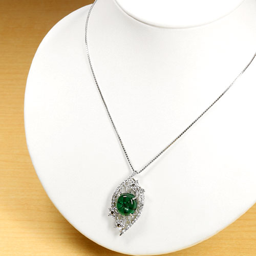 トラピッチェエメラルド8.96ct ダイヤモンド1.38ct プラチナ 