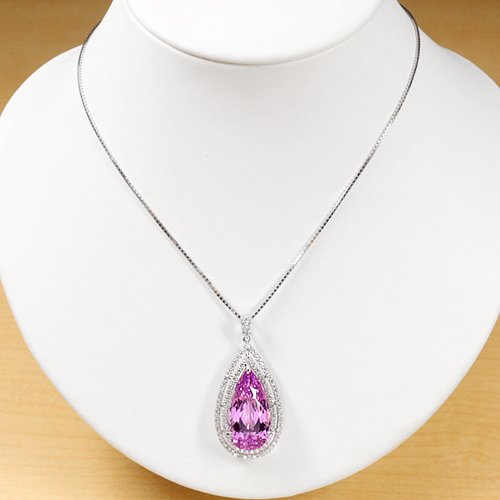 クンツァイト21.5ct ダイヤモンド1.4ct ホワイトゴールド