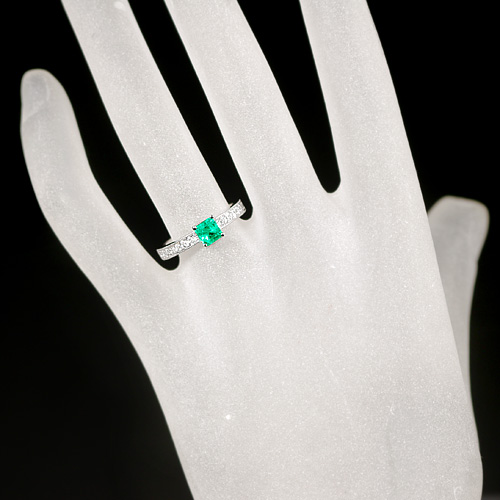 専用JD415★高級 コロンビア産エメラルド1.05ct D リング 鑑付 コロンビア産 大粒 希少 10ct 天然 エメラルド ダイヤモンド