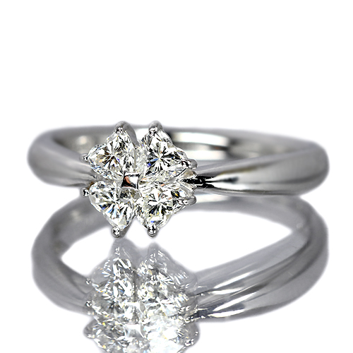天然ダイヤモンド　プラチナ　リング　花　モチーフ　0.5カラット　美品 ダイヤモンド 0.5ct ハートシェイプ フラワーモチーフ プラチナ