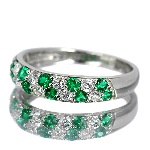 コロンビア産エメラルド 0.3ct ダイヤモンド プラチナ パヴェ