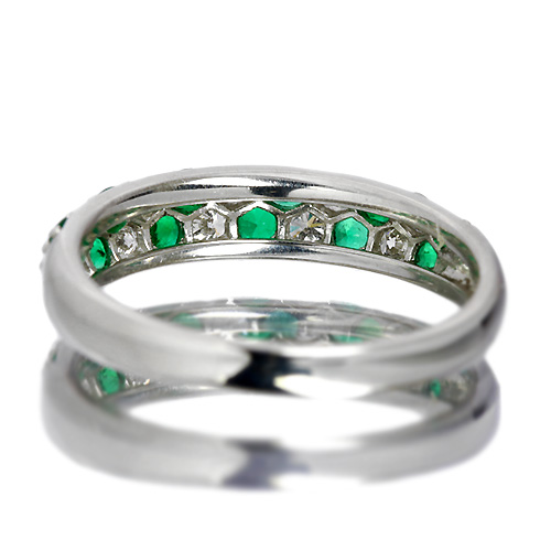 コロンビア産エメラルド 0.3ct ダイヤモンド プラチナ パヴェ