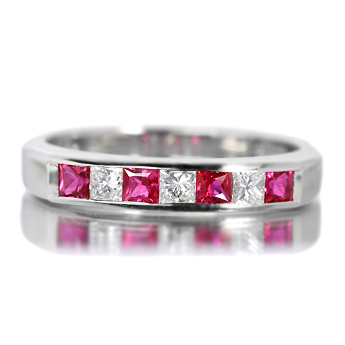 ビルマ産ルビー 0.3ct ダイヤモンド レールセッティング