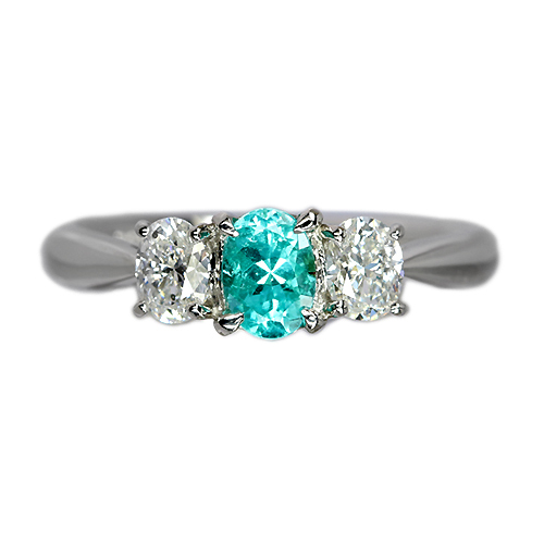 ブラジル・バターリャ産パライバトルマリン 0.39ct ダイヤモンド