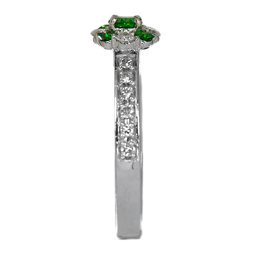 ロシア産デマントイドガーネット 0.15ct デマントイドガーネット