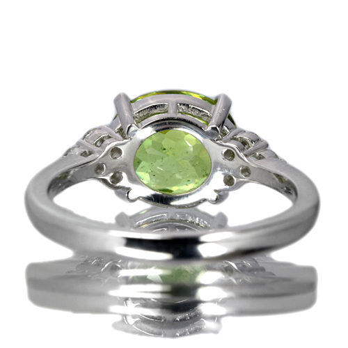 スフェーン 2.4ct ダイヤモンド 0.3ct プラチナ リング(指輪
