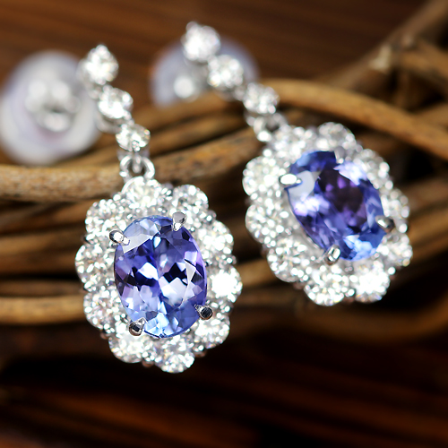 タンザナイト 1.66ct ＆ ダイヤモンド1.04ct プラチナ ピアス  