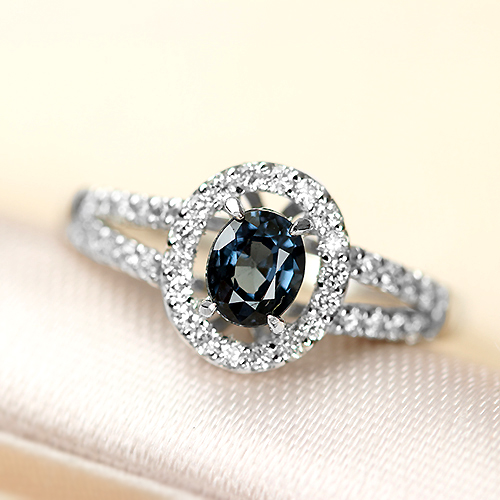 カラーチェンジガーネット 0.53ct ダイヤモンド プラチナ リング（指輪  