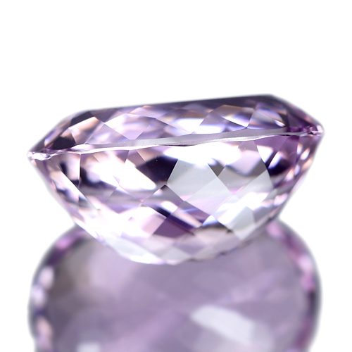 ブラジル産クンツァイト 15.96ct【品質保証書/宝石鑑別書付】 即納