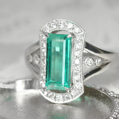 ノンオイルエメラルド（コロンビア産） 2ct ダイヤモンド プラチナ