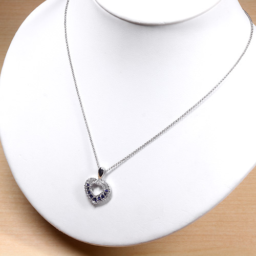ブルーサファイア 0.32ct ダイヤモンド0.34ct プラチナ ネックレス 