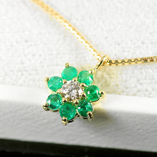 エメラルド 0.14ct ダイヤモンド イエローゴールド ネックレス【品質