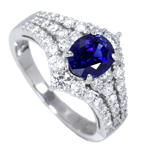 マダガスカル産ロイヤルブルーサファイア 1.43ct ダイヤモンド 