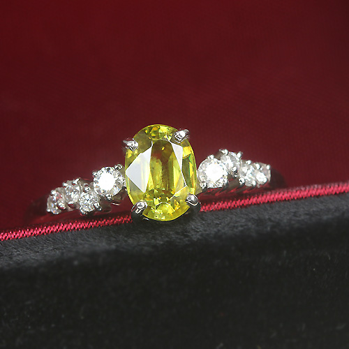 スフェーン ダイヤモンド プラチナリング スフェーン 4.4ct ダイヤモンド 0.8ct プラチナ リング(指輪