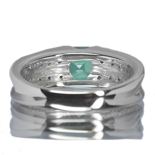 エメラルド 0.86ct ダイヤモンド プラチナ リング（指輪）【品質保証書 