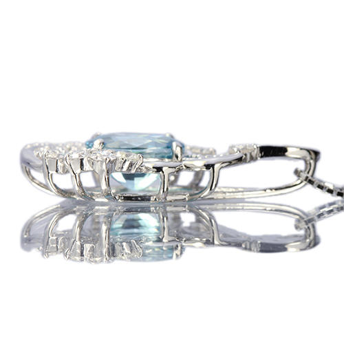 ブルージルコン 2.03ct ダイヤモンド 0.46ct プラチナ ブルージルコン 2.03ct ダイヤモンド 0.46ct プラチナ