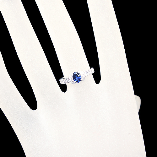 ブルーサファイア 0.65ct ダイヤモンド プラチナ リング(指輪)【品質