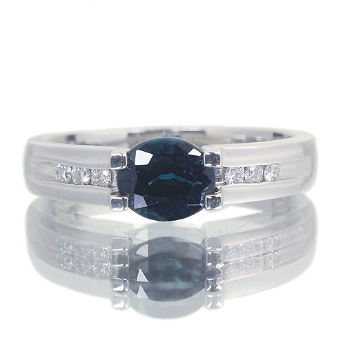 カラーチェンジガーネット 1.36ct ダイヤモンド プラチナ リング(指輪 
