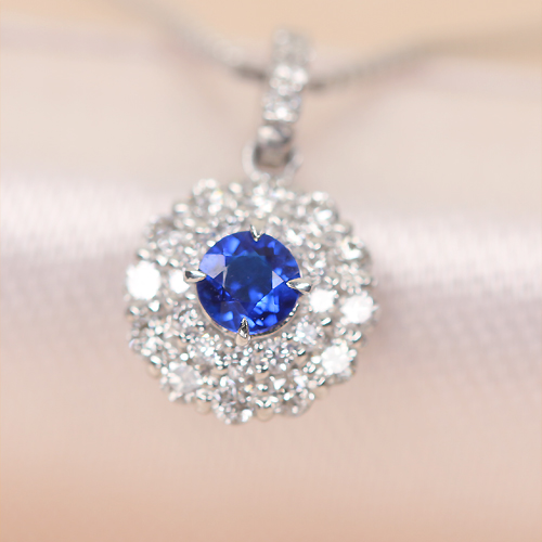 アウイナイト 0.08ct ダイヤモンド プラチナ ネックレス【品質