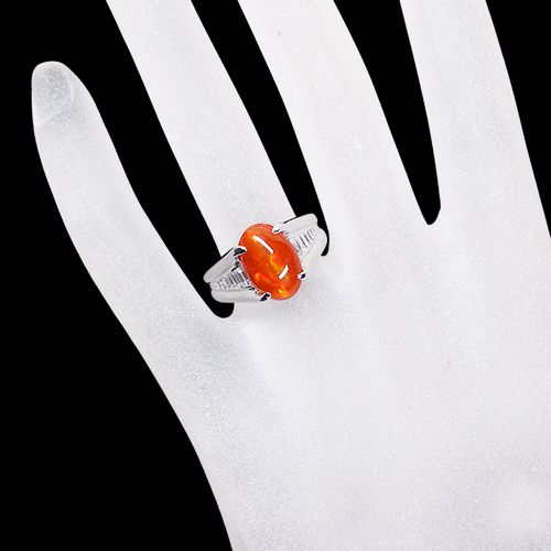 メキシコ産ファイアオパール 3.2ct ダイヤモンド 約0.5ct