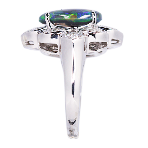 オーストラリア産ブラックオパール 約2.8ct ダイヤモンド 約0.5ct 