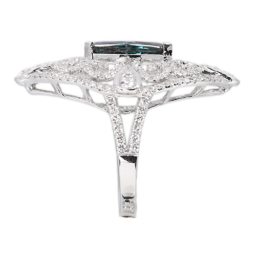 ブラジル産アレキサンドライト 1.8ct ダイヤモンド 1.3ct