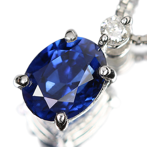 ロイヤルブルーサファイア0.82ct + ゴールド22ct ネックレス新品