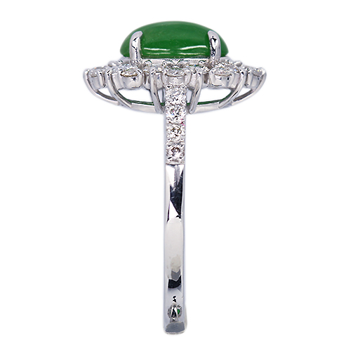 光沢綺麗な翡翠2.97ctと天然ダイヤモンド0.46ctのプラチナリング１２号 光沢綺麗な翡翠2.97ctと天然ダイヤモンド0.46ctのプラチナリング12号