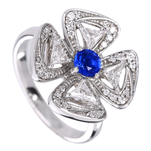 アウイナイト 0.26ct ダイヤモンド×4石 トータル 0.38ct