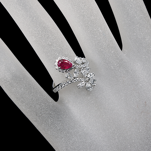 ノンオイルレッドベリル 0.47ct ダイヤモンド 1.23ct プラチナ リング 
