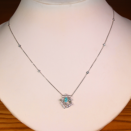 ブラジル産パライバトルマリン 0.22ct バケットカットダイヤモンド 
