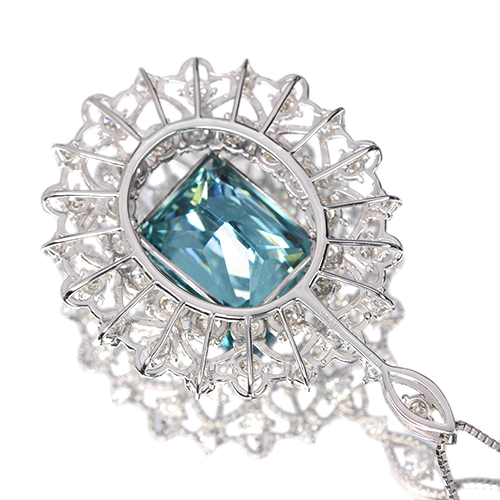 ブルーアパタイト 9.4ct ダイヤモンド 2.5ct プラチナ ブルーアパタイト 9.4ct ダイヤモンド 2.5ct プラチナ